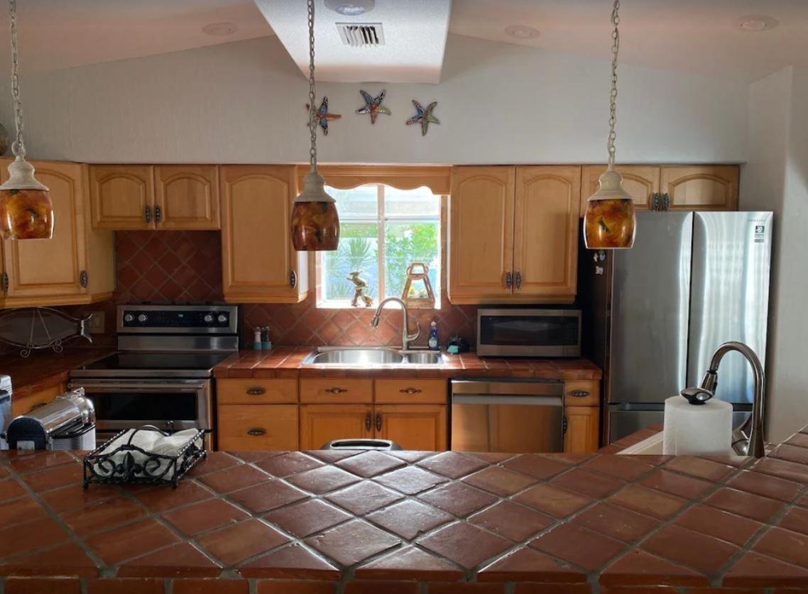 Pool/Waterfront Home 5 Min Walk To Siesta Key Village And Beach Bagian luar foto