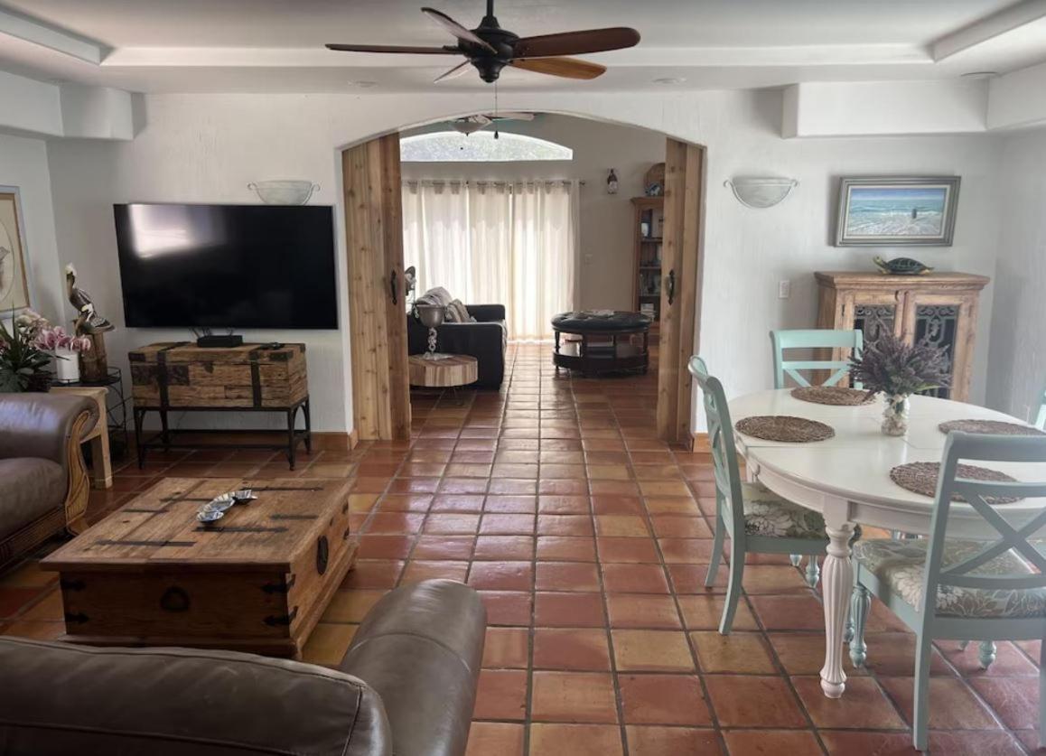 Pool/Waterfront Home 5 Min Walk To Siesta Key Village And Beach Bagian luar foto
