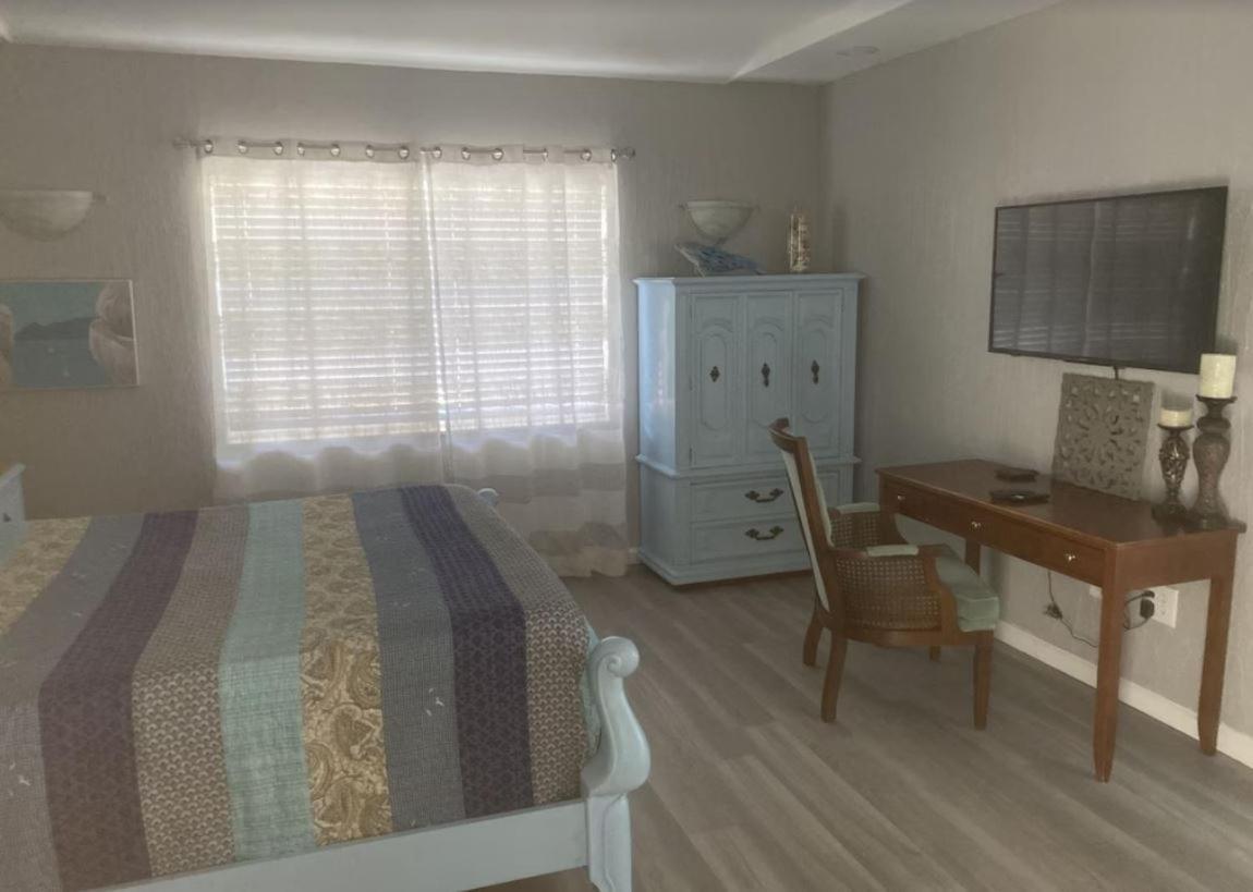 Pool/Waterfront Home 5 Min Walk To Siesta Key Village And Beach Bagian luar foto